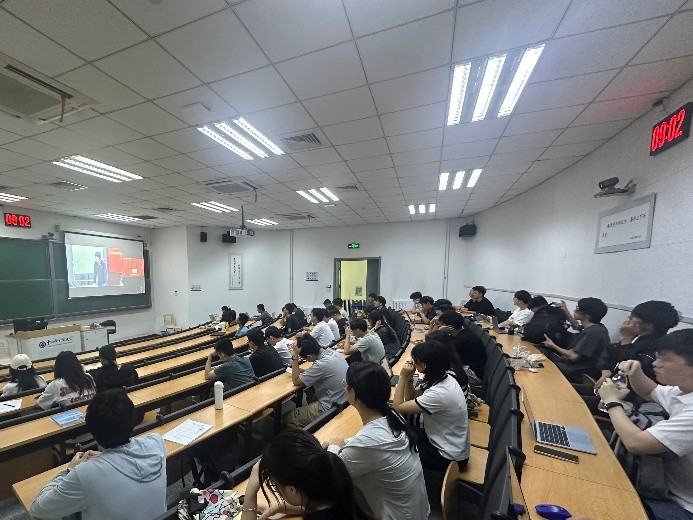 图片2.jpg 图片2.jpg